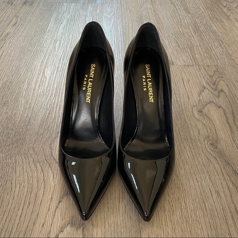 Saint Laurent Patent Leather Pump Sz 35.5